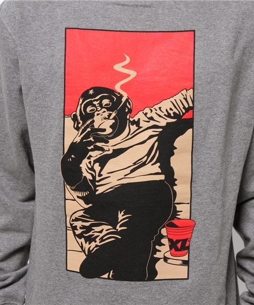 XLARGE（エクストララージ）の「SHORTY CREW NECK SWEAT（スウェット・メンズ・ブラック/アッシュ・X-LARGE/MEDIUM/LARGE/SMALL）」の9枚目の写真