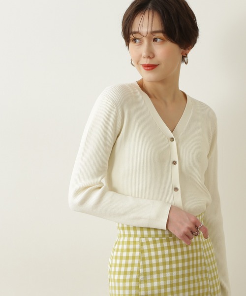 N.(N. Natural Beauty Basic)(エヌエヌナチュラルビューティーベーシック)の「◆コットンレーヨンVニットカーディガン(カーディガン/ボレロ・レディース・グレイッシュベージュ/クリーム/ブルー/ネイビー/イエロー・MEDIUM)」の2枚目の写真