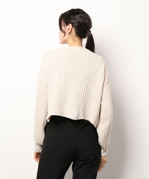 Samansa Mos2（サマンサ モスモス）の「ショート丈リブカーディガン（カーディガン/ボレロ・レディース・ベージュ/オフホワイト/ブルー・ﾌﾘ-）」の6枚目の写真
