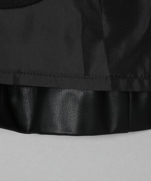 JEANASIS（ジーナシス）の「ヴィーガンレザーカラーミニスカート09/275525（スカート・レディース・ブラック・SMALL/MEDIUM）」の9枚目の写真