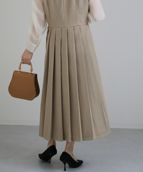 sakishimatokyo（サキシマトーキョー）の「ワイドプリーツジャンスカ（ジャンパースカート・レディース・ブラック/ブラウン/ベージュ/アイボリー・FREE）」の7枚目の写真