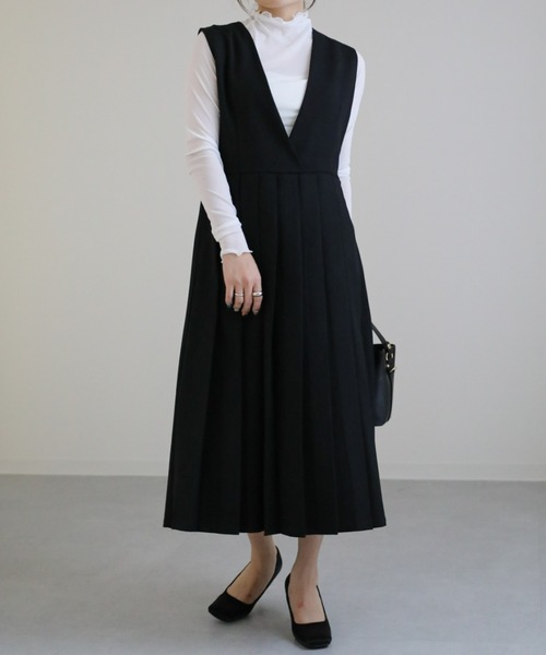 sakishimatokyo（サキシマトーキョー）の「ワイドプリーツジャンスカ（ジャンパースカート・レディース・ブラック/ブラウン/ベージュ/アイボリー・FREE）」の15枚目の写真