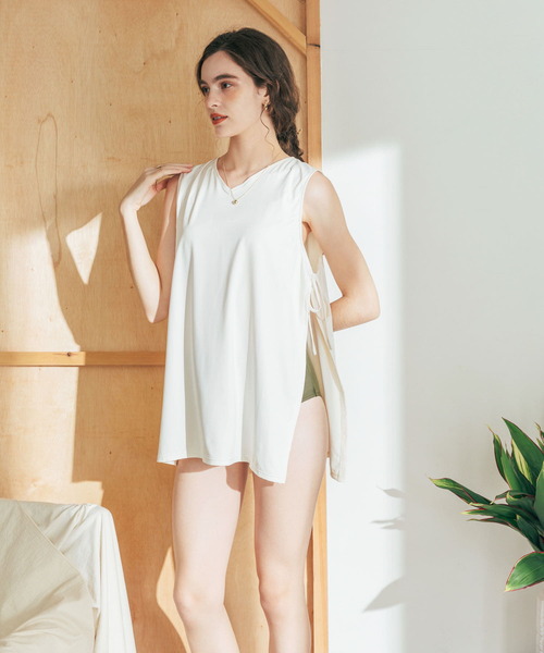 2WAYノースリーブラッシュガード