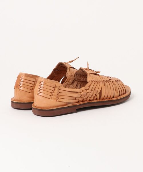 CHAMULA(チャムラ)の「CHAMULA | レザースリッポンシューズ UXMAL WOMEN(スリッポン・レディース・ブラック/ライトブラウン・24.5cm/23.5cm/24)」の3枚目の写真