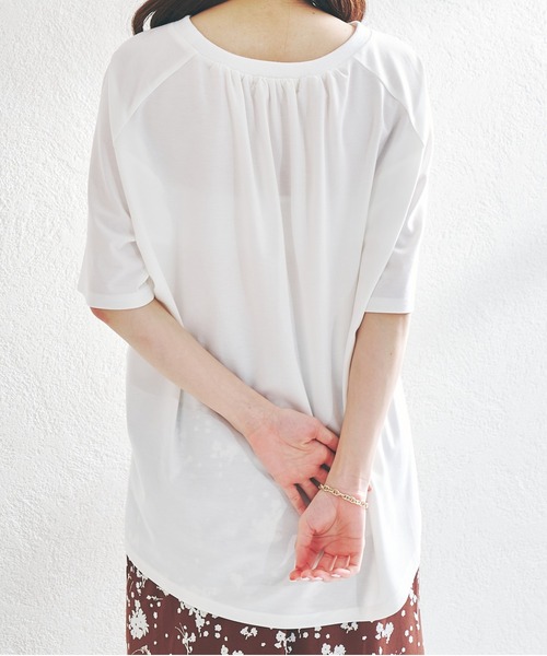 acro(アクロ)の「ウエストタックプルオーバー/AC1406(Tシャツ/カットソー・レディース・ホワイト/ブラック/ベージュ・フリ-)」の8枚目の写真