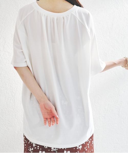acro(アクロ)の「ウエストタックプルオーバー/AC1406(Tシャツ/カットソー・レディース・ホワイト/ブラック/ベージュ・フリ-)」の16枚目の写真