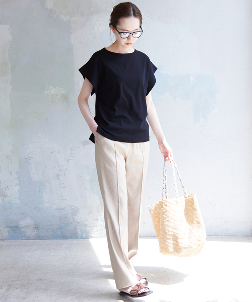 SLOBE IENA(スローブイエナ)の「強撚フライスニュアンスプルオーバー(Tシャツ/カットソー・レディース・ブラック/オレンジ/ベージュ/ホワイト・FREE)」の6枚目の写真