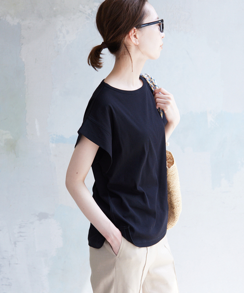 SLOBE IENA(スローブイエナ)の「強撚フライスニュアンスプルオーバー(Tシャツ/カットソー・レディース・ブラック/オレンジ/ベージュ/ホワイト・FREE)」の12枚目の写真
