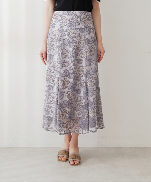 PROPORTION BODY DRESSING(プロポーションボディドレッシング)の「エンブロイダリーフラワーマーメイドスカート / 1212120503(スカート・レディース・ブルー/ベージュ・MEDIUM/SMALL)」の7枚目の写真