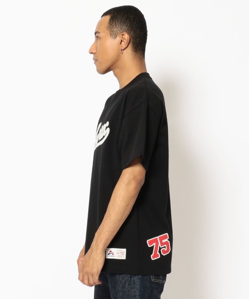 AVIREX(アヴィレックス)の「【直営店限定】ベースボール クルーネック Tシャツ/BASEBALL CREW NECK T-SHIRT / アヴィレックス / AVIREX(Tシャツ/カットソー・メンズ・ブラック/ホワイト・LARGE/MEDIUM/X-LARGE/XX-LARGE)」の6枚目の写真