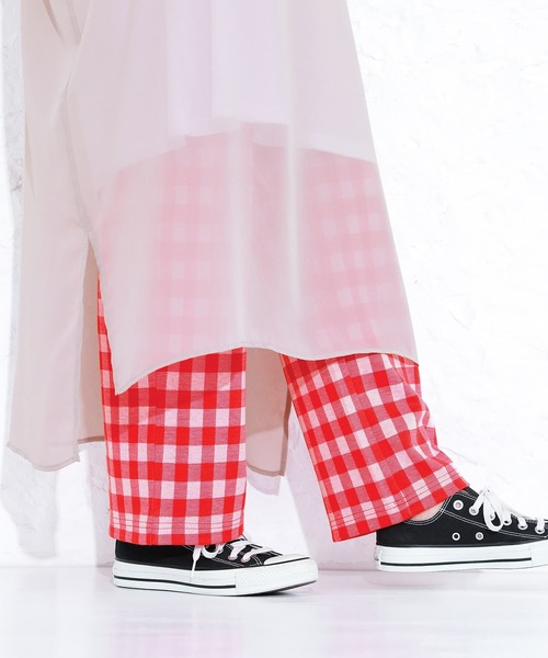 osharewalker（オシャレウォーカー）の「『ギンガムチェック柄ストレートパンツ』（その他パンツ・レディース・ブラック/レッド/グリーン・1/2）」の4枚目の写真