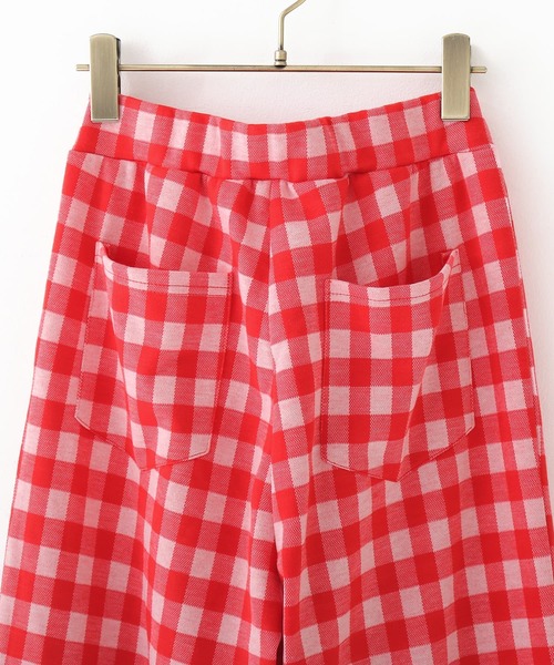 osharewalker（オシャレウォーカー）の「『ギンガムチェック柄ストレートパンツ』（その他パンツ・レディース・ブラック/レッド/グリーン・1/2）」の20枚目の写真