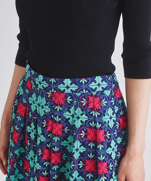 ✨新品未使用✨グレースコンチネンタル　タイルパターンタックスカート セール】タイルパターンタックスカート（スカート）｜GRACE