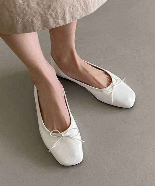 SAPPUN(サプン)の「【LADIES】SAPPUN/リボンフラットシューズ 2345767(バレエシューズ・レディース・ホワイト/ブラック/セージグリーン・SMALL/LARGE)」の1枚目の写真