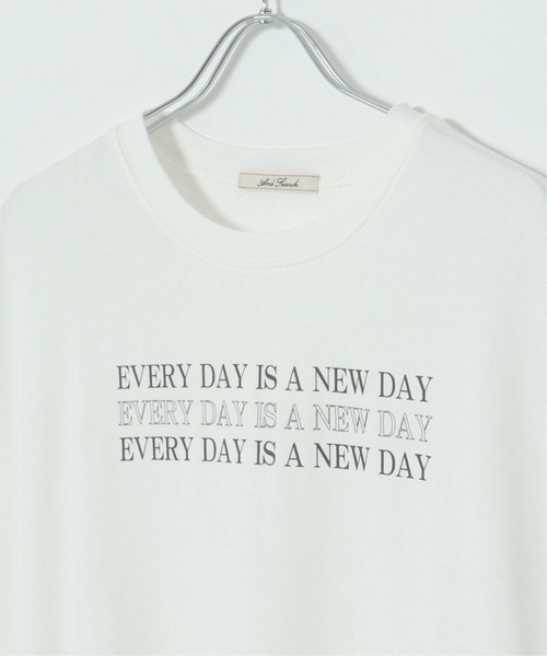 notch.(ノッチ)の「ロゴプリントフレンチスリーブTシャツ(Tシャツ/カットソー・レディース・オフホワイト/ダークグレー/カーキオリーブ・M)」の6枚目の写真