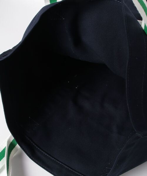 Guess（ゲス）の「GUESS Originals Vintage Logo Tote（トートバッグ・メンズ・ネイビー・ONE SIZE）」の4枚目の写真