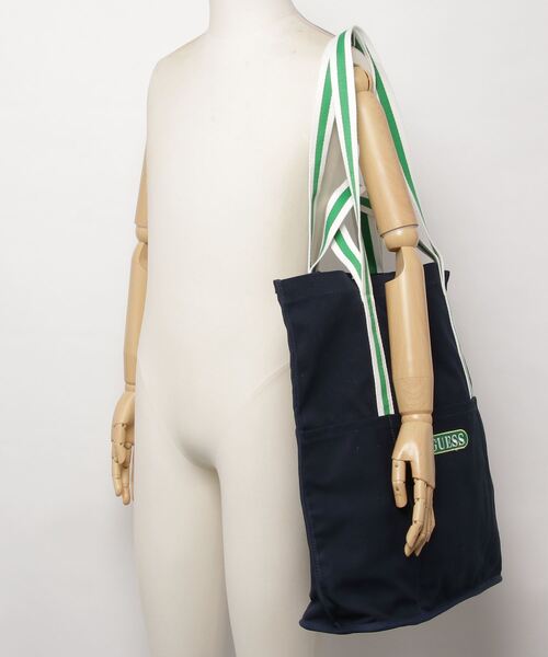 Guess（ゲス）の「GUESS Originals Vintage Logo Tote（トートバッグ・メンズ・ネイビー・ONE SIZE）」の8枚目の写真