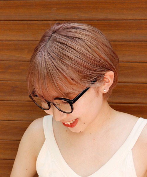 NOEYEDIA（ノーアイディア）の「no eyedia/ノーアイディア fashion glass ボスリントン カラーサングラス（サングラス・レディース・ブラック/グレー/イエロー/クリア/ブラウン系その他/ブラック系その他/イエロー系その他/ブラック系2/ブラック系1/イエロー系その他2/ブラック系3/ライトグレー/グレー系・FREE）」の3枚目の写真