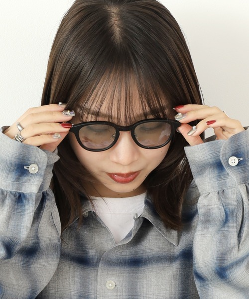 NOEYEDIA（ノーアイディア）の「no eyedia/ノーアイディア fashion glass ボスリントン カラーサングラス（サングラス・レディース・ブラック/グレー/イエロー/クリア/ブラウン系その他/ブラック系その他/イエロー系その他/ブラック系2/ブラック系1/イエロー系その他2/ブラック系3/ライトグレー/グレー系・FREE）」の21枚目の写真