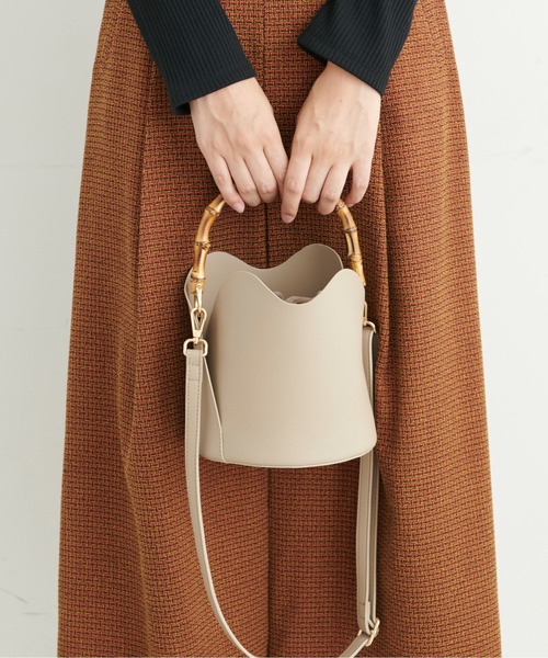 FREE'S MART（フリーズマート）の「◆ファー巾着バンブーバッグ（ショルダーバッグ・レディース・ホワイト/グレー/グリーン・ﾌﾘ-）」の10枚目の写真