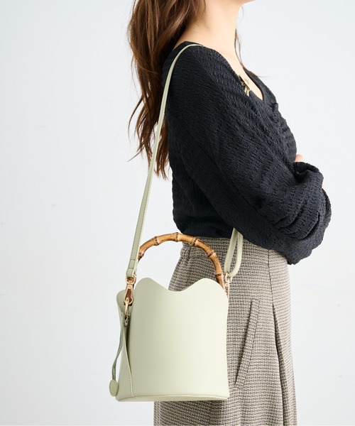 FREE'S MART（フリーズマート）の「◆ファー巾着バンブーバッグ（ショルダーバッグ・レディース・ホワイト/グレー/グリーン・ﾌﾘ-）」の22枚目の写真