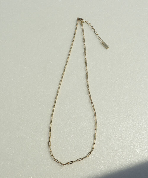 NOLLEY’S（ノーリーズ）の「レクタングルチェーンショートネックレス（ネックレス・レディース・ゴールド/シルバー・FREE）」の2枚目の写真