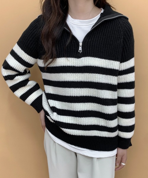 ECLIN（エクラン）の「ハーフジップボーダーニットプルオーバー（ニット/セーター・レディース・ブラック/アイボリー・FREE）」の4枚目の写真