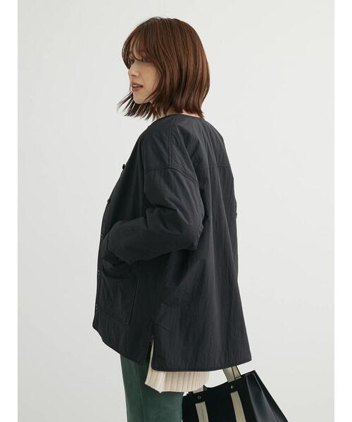 Green　Parks（グリーンパークス）の「シャツ薄中綿ブルゾン＊（ブルゾン・レディース・ブラック/アイボリー/チャコールグレー・FREE）」の13枚目の写真