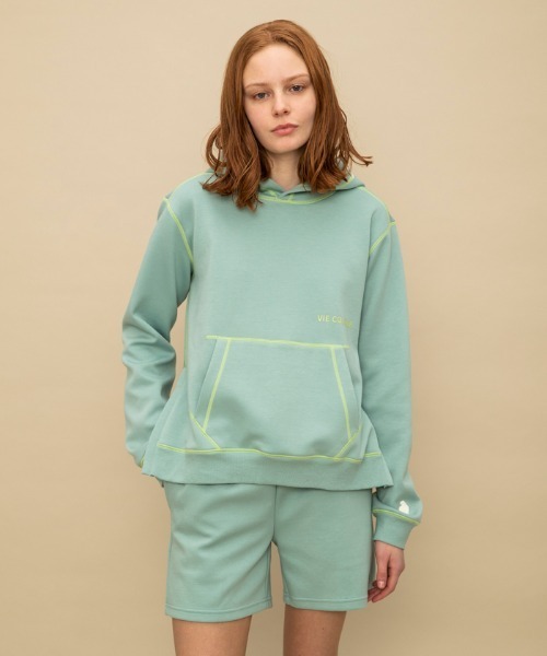 le coq sportif(ルコックスポルティフ)の「【WEB限定カプセルコレクション】 フィーディー ダンボールスウェット ルコック レディース スポーツ(スウェット・レディース・ブラック/ホワイト/ブルー/ピンク・M(M)/L/XL/S)」の3枚目の写真