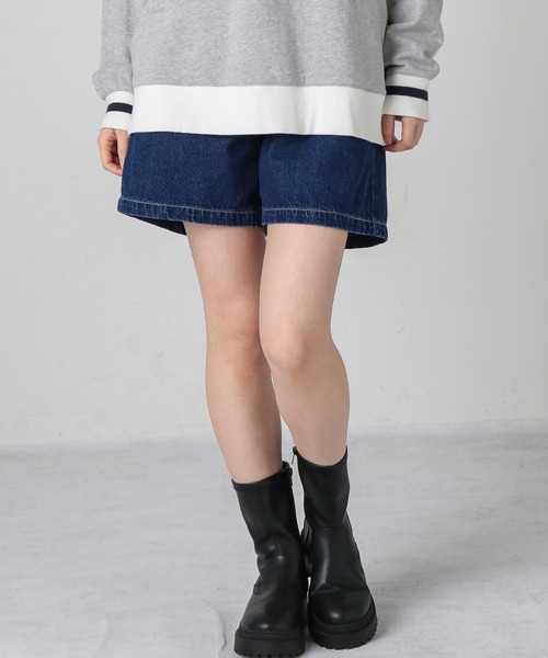 Honeys（ハニーズ）の「デニムショートパンツ（デニムパンツ・レディース・インディゴブルー/ブルー/アイボリー/ブラック/ブルー系その他/ライトブルー・SS/S/M/L/LL）」の5枚目の写真