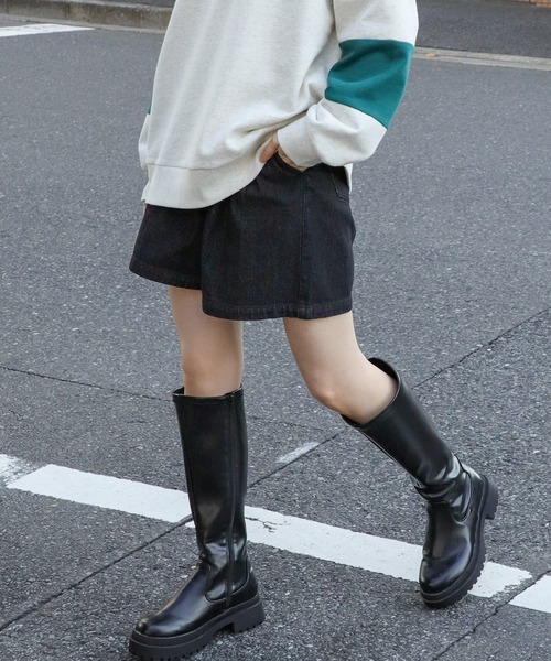 Honeys（ハニーズ）の「デニムショートパンツ（デニムパンツ・レディース・インディゴブルー/ブルー/アイボリー/ブラック/ブルー系その他/ライトブルー・SS/S/M/L/LL）」の3枚目の写真