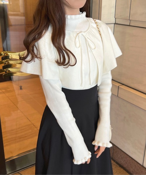 apres jour(アプレジュール)の「ケープ襟+ハイネックリブニットトップス【ZOZOTOWN限定アイテム】(ニット/セーター・レディース・ブルー系その他/オフホワイト/ピンク/グレイッシュベージュ・フリー/X-LARGE)」の17枚目の写真