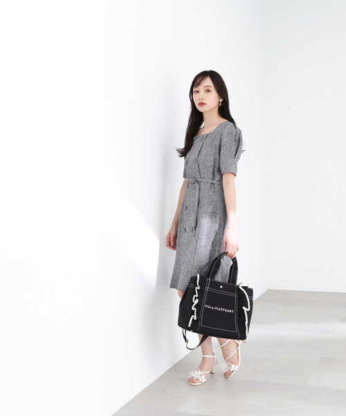 JILL by JILL STUART（ジルバイジルスチュアート）の「◆フリルトート（大）（トートバッグ・レディース・ブラック/ブラウン/ホワイト・FREE）」の16枚目の写真