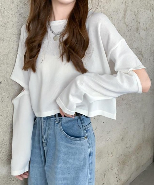 Amulet(アミュレット)の「ショート丈カットソー(Tシャツ/カットソー・レディース・ブラック/ブルー/イエロー/パープル/グリーン/ホワイト・FREE)」の2枚目の写真