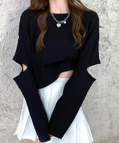 Amulet(アミュレット)の「ショート丈カットソー(Tシャツ/カットソー・レディース・ブラック/ブルー/イエロー/パープル/グリーン/ホワイト・FREE)」の3枚目の写真