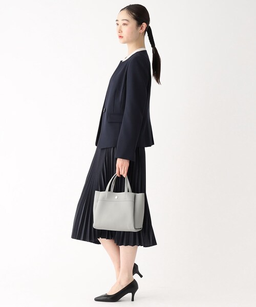 OPAQUE.CLIP（オペークドットクリップ）の「◆軽量フェイクレザーミドルトートバッグ【2way】（トートバッグ・レディース・グレー/オフホワイト/ベージュ/ブラック/イエロー・00）」の14枚目の写真