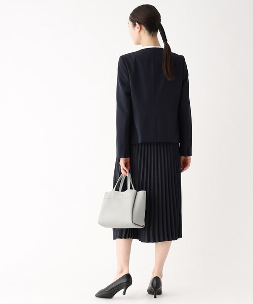 OPAQUE.CLIP（オペークドットクリップ）の「◆軽量フェイクレザーミドルトートバッグ【2way】（トートバッグ・レディース・グレー/オフホワイト/ベージュ/ブラック/イエロー・00）」の15枚目の写真