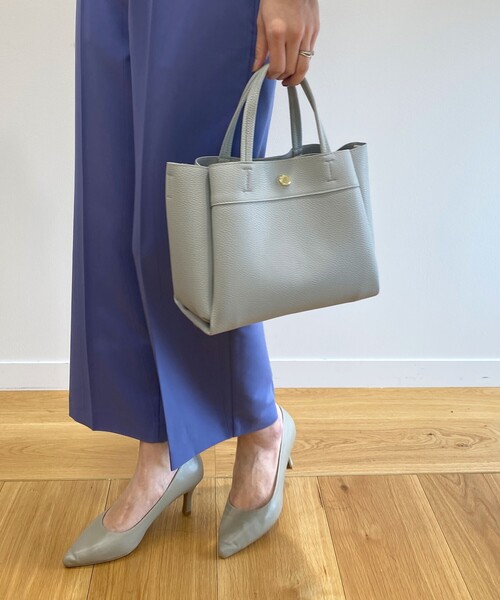 OPAQUE.CLIP（オペークドットクリップ）の「◆軽量フェイクレザーミドルトートバッグ【2way】（トートバッグ・レディース・グレー/オフホワイト/ベージュ/ブラック/イエロー・00）」の18枚目の写真