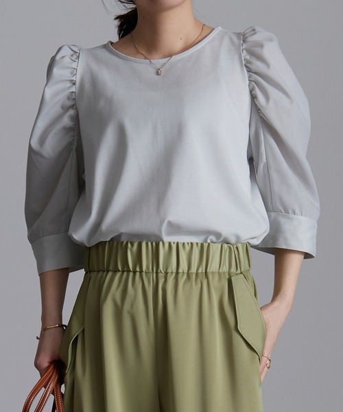 RANAN(ラナン)の「ひんやり!異素材使いパワーショルダープル(Tシャツ/カットソー・レディース・ブラック/ライトグレー/オフホワイト・M/LL/L)」の1枚目の写真