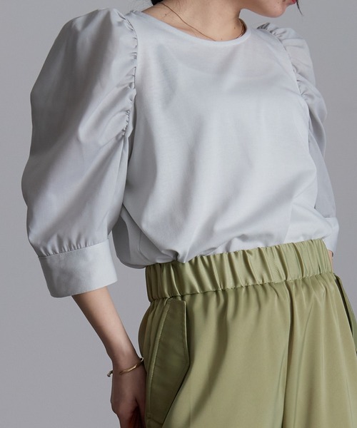 RANAN(ラナン)の「ひんやり!異素材使いパワーショルダープル(Tシャツ/カットソー・レディース・ブラック/ライトグレー/オフホワイト・M/LL/L)」の18枚目の写真
