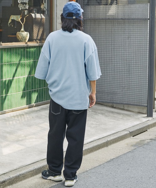 MONO-MART(モノマート)の「ビッグシルエット カラーリングワッフル ヘンリーネック半袖Tシャツ(Tシャツ/カットソー・レディース・オリーブ/サックスブルー/ブラック/グレー/オレンジ/ホワイト/ピンク/グリーン・S/M/L)」の21枚目の写真