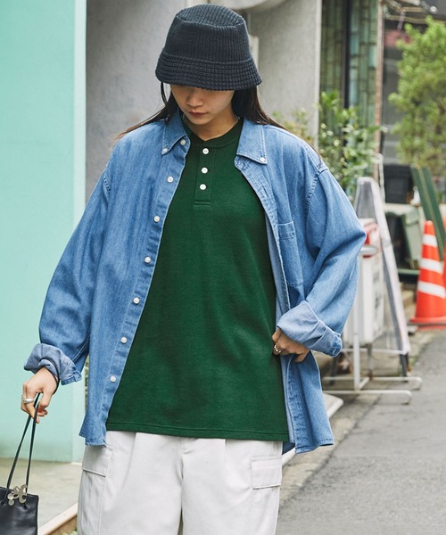 MONO-MART(モノマート)の「ビッグシルエット カラーリングワッフル ヘンリーネック半袖Tシャツ(Tシャツ/カットソー・レディース・オリーブ/サックスブルー/ブラック/グレー/オレンジ/ホワイト/ピンク/グリーン・S/M/L)」の11枚目の写真