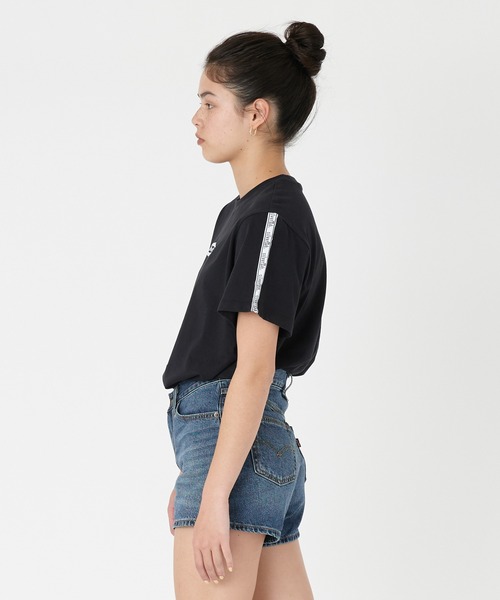 Levi's(リーバイス)の「リーバイス/Levi's グラフィックTシャツ SILVERTAB(TM) ブラック LONG OVAL(Tシャツ/カットソー・レディース・ブラック・M/XS/S)」の3枚目の写真