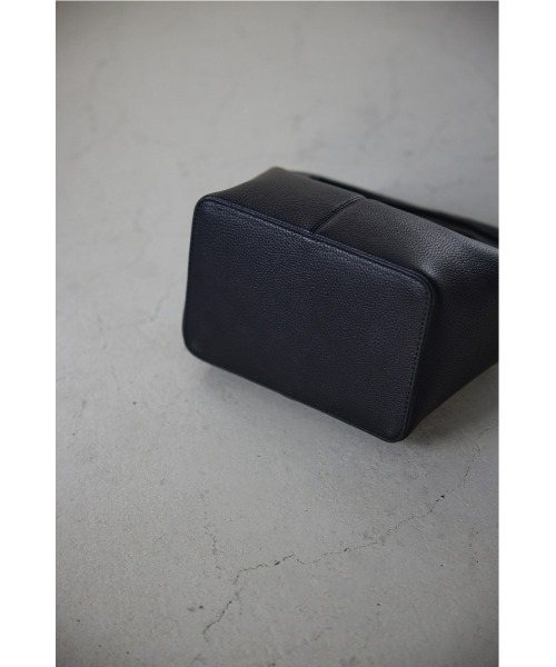 STYLEMIXER（スタイルミキサー）の「フォルドスクエアバッグ（ハンドバッグ・レディース・ブラック/オレンジ・FREE）」の6枚目の写真