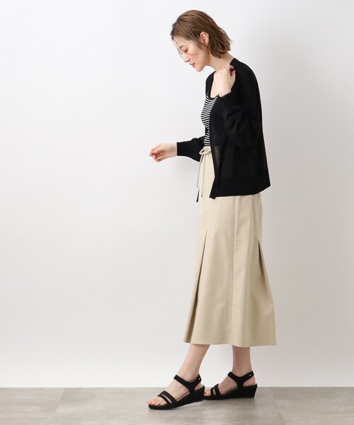 grove(グローブ)の「◆【洗える】さらさらひんやりベーシックカーデ!(カーディガン/ボレロ・レディース・ブラック/ブルー/オフホワイト/ナチュラル/ホワイト系9・03/02/01/04/05)」の12枚目の写真