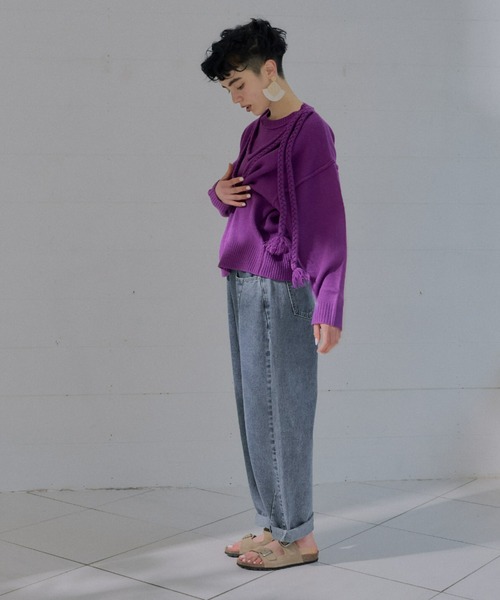 manana suerte（マニャーナスエルテ）の「サイズ展開あり　カーブシルエットルーズデニムパンツ（デニムパンツ・レディース・ブルー・MEDIUM/LARGE）」の11枚目の写真