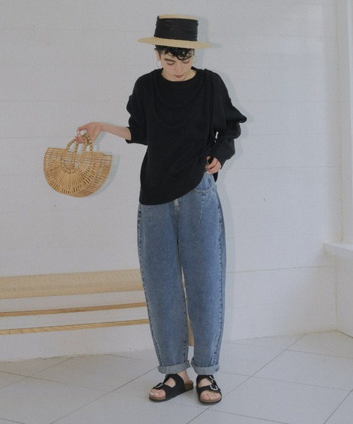 manana suerte（マニャーナスエルテ）の「サイズ展開あり　カーブシルエットルーズデニムパンツ（デニムパンツ・レディース・ブルー・MEDIUM/LARGE）」の13枚目の写真