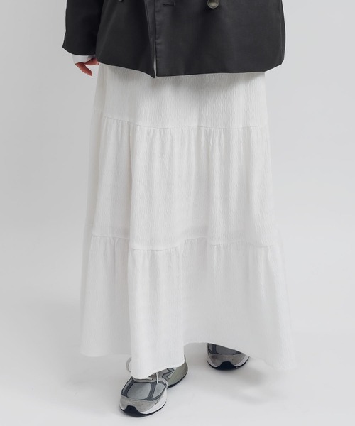 MUHET(ミュエータ)の「ロングティアードスカート(スカート・レディース・オフホワイト/ブラック・SMALL/MEDIUM)」の2枚目の写真