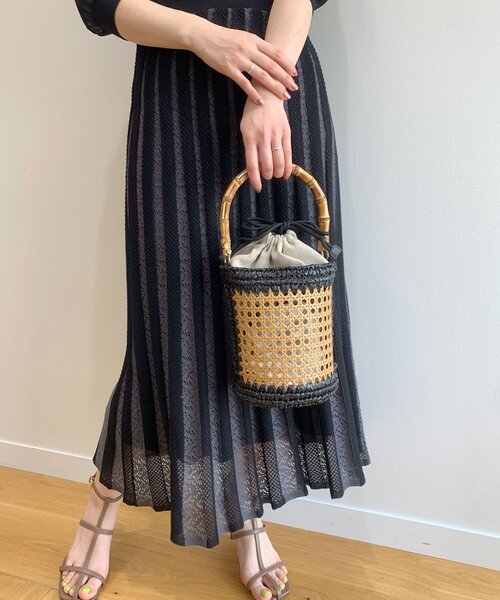 OPAQUE.CLIP（オペークドットクリップ）の「◆異素材コンビ筒型トートバッグ（トートバッグ・レディース・ブラック・00）」の3枚目の写真