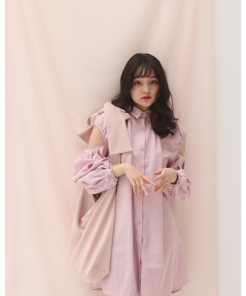 muguet(ミュゲ)の「open shoulder shirt onepiece(シャツワンピース・レディース・ピンク/ストライプ・FREE)」の5枚目の写真